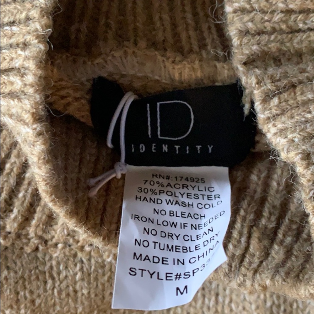 Sweater - Picture 5 of 7